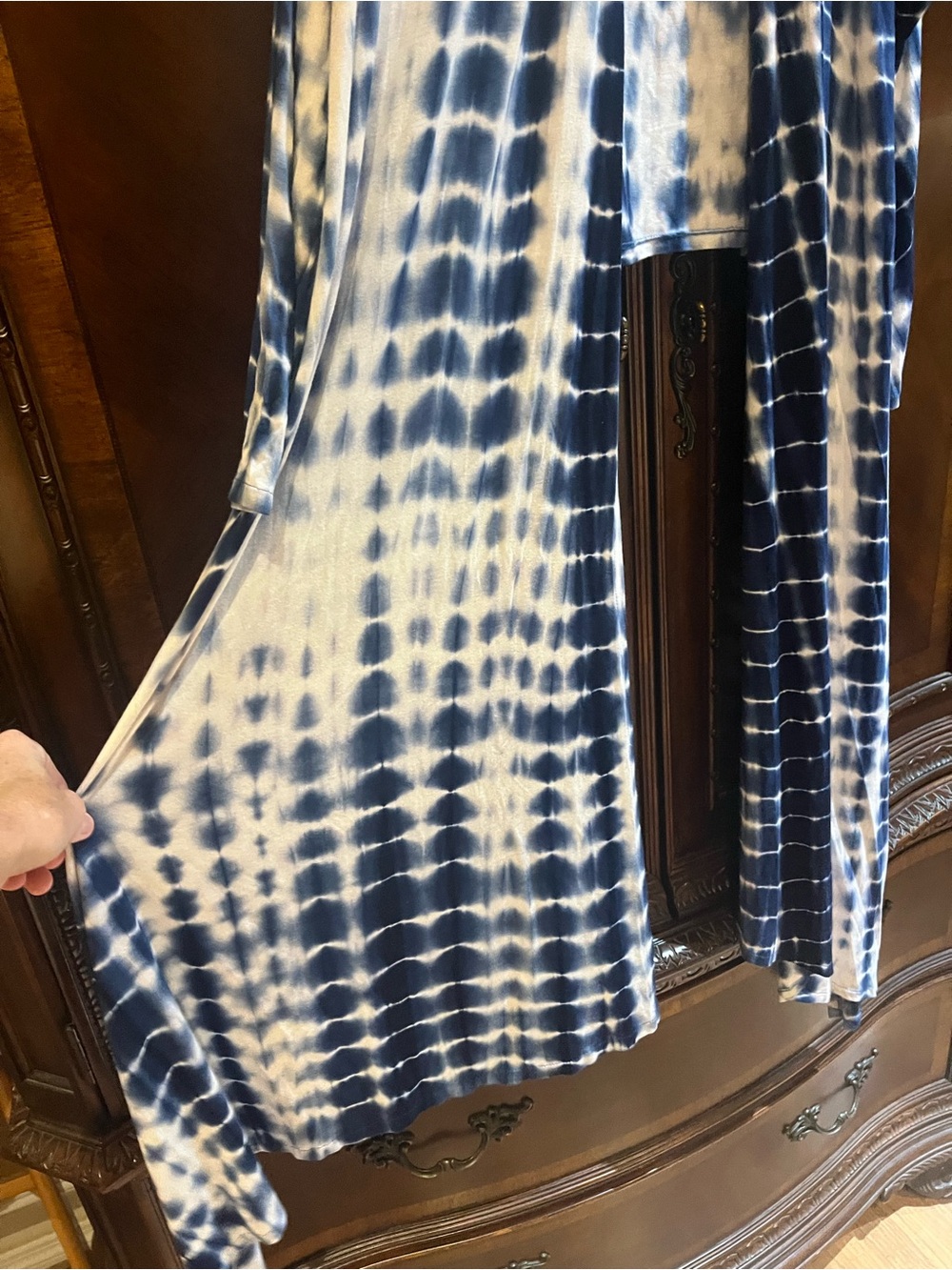 Jennafer Grace Handmade Tie Die Kimono Blue & White - Picture 5 of 10